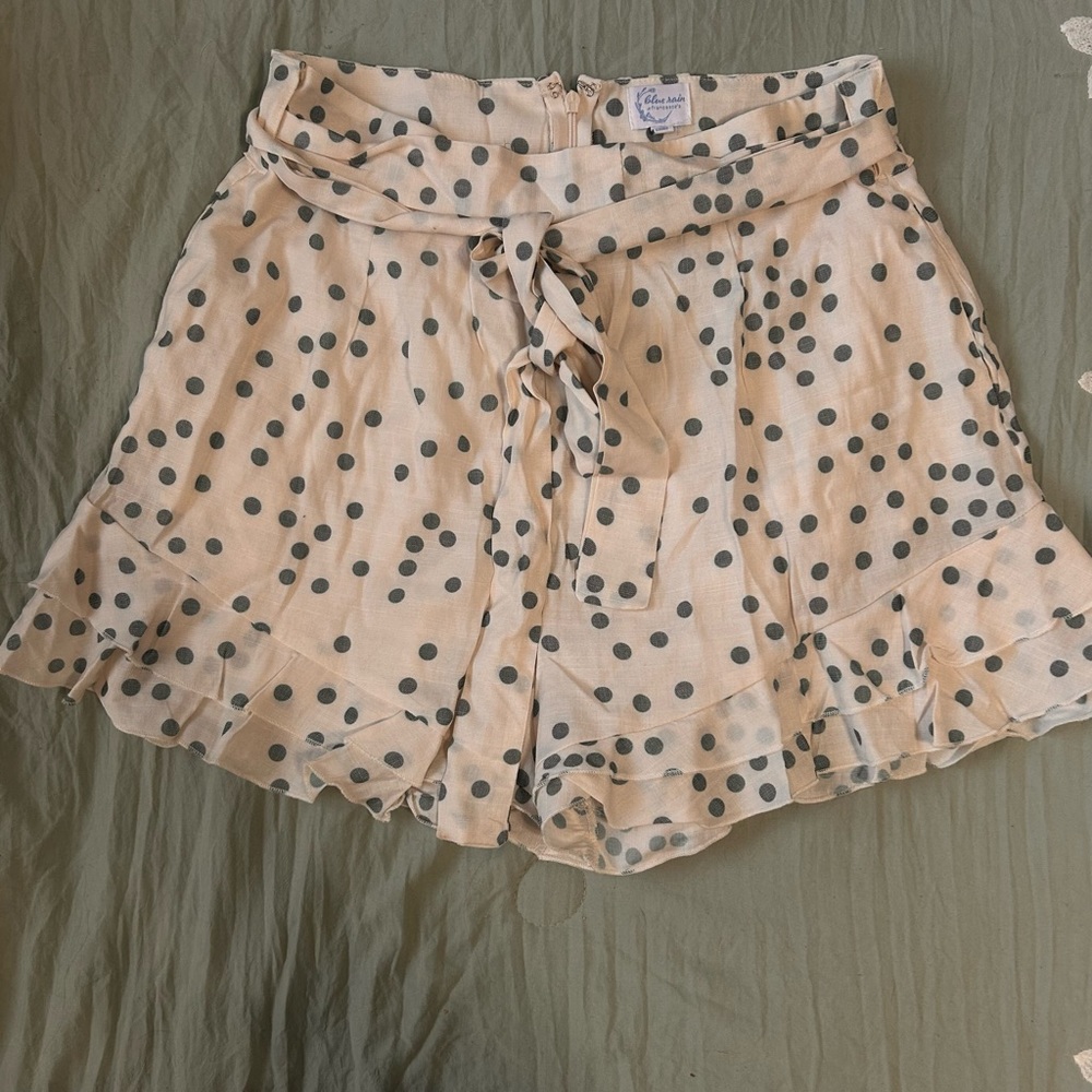 Emily Ruffle Hem Shorts. Has hidden zipper in back